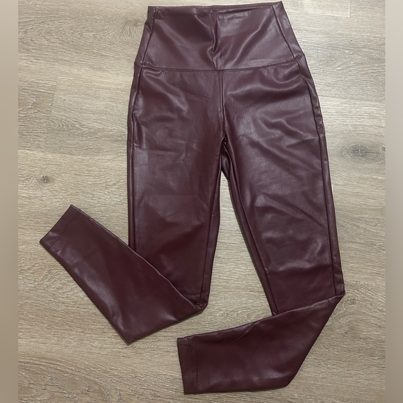 Zenana High rise faux leather Leggings - Picture 3 of 5